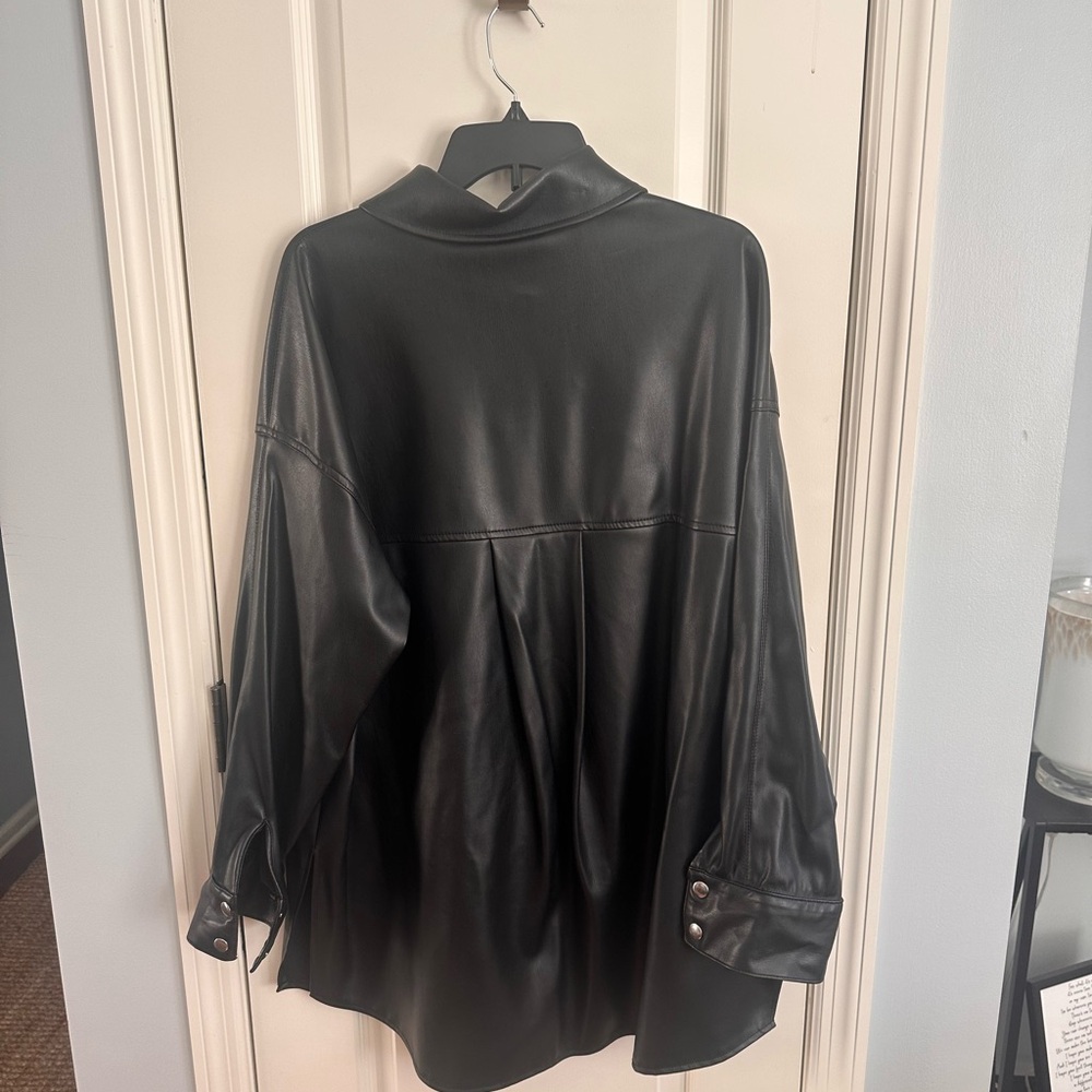 Zara Black Faux Leather Shirt - Picture 5 of 5